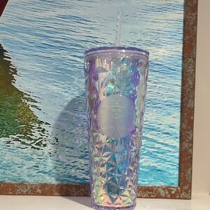 Starbucks Holiday 2023 Prism Iridescent Venti Cold Cup Tumbler.